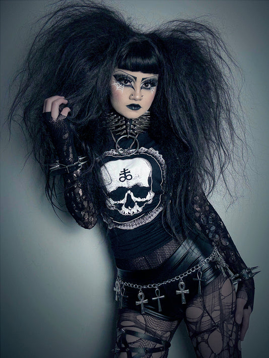 Ouroboros with Leviathan cross adorned human skull - T-shirt