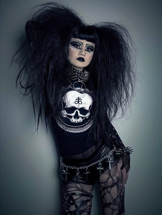 Ouroboros with Leviathan cross adorned human skull - T-shirt