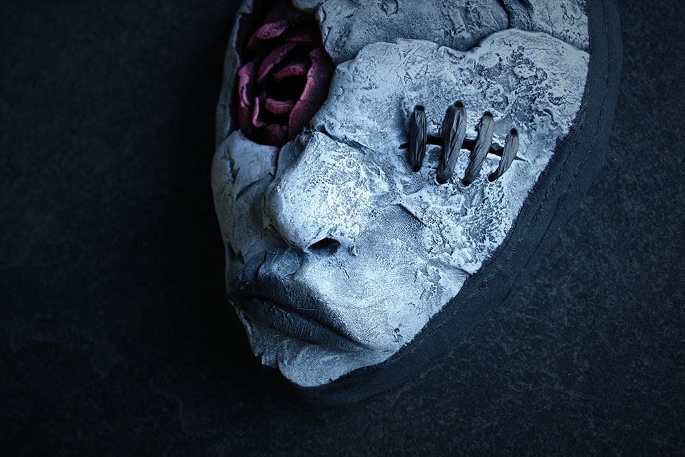 Ceramic sculpture mask "Meat wound and stitched eye" - SCULPTURE