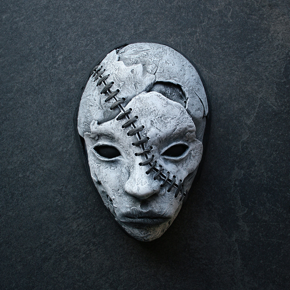 Ceramic sculpture mask "Diagonal stitch II" - SCULPTURE