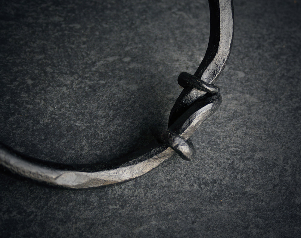 Handforged IRON eternal knot ring - RITUAL ITEM