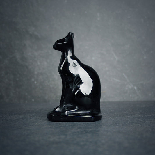 Bastet with NO necklace, carved black obsidian - RITUAL ITEM