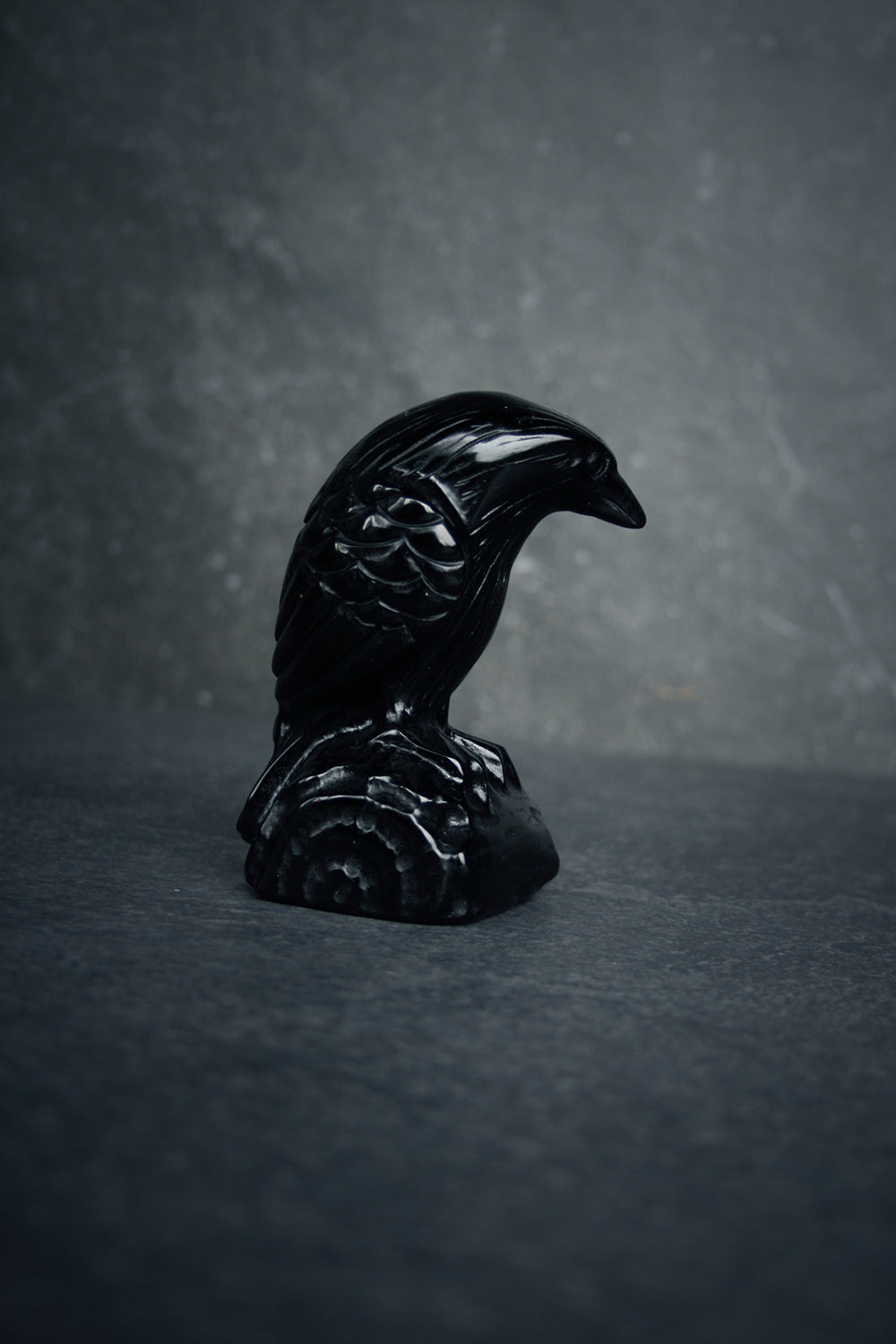 Raven, carved black obsidian - RITUAL ITEM