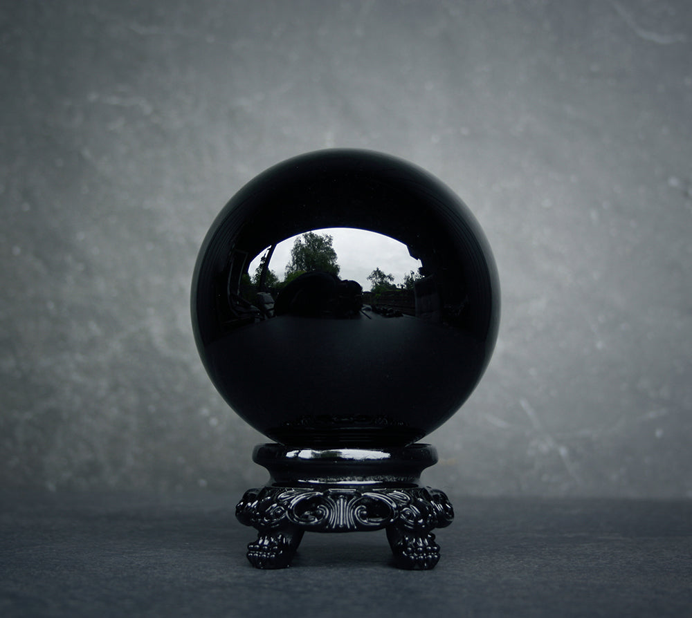 Crystal ball stand / display - RITUAL ITEM
