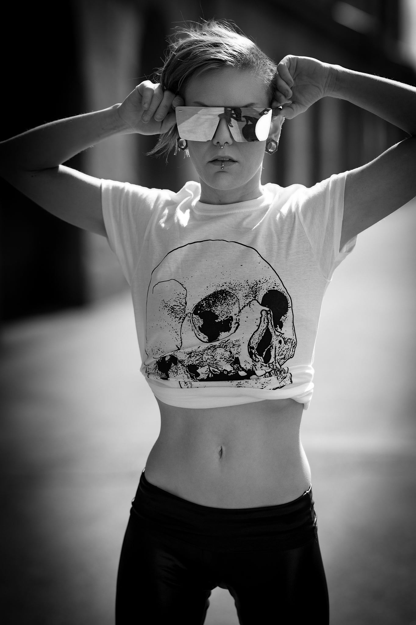 Oversize human skull - WHITE T-shirt female fitted