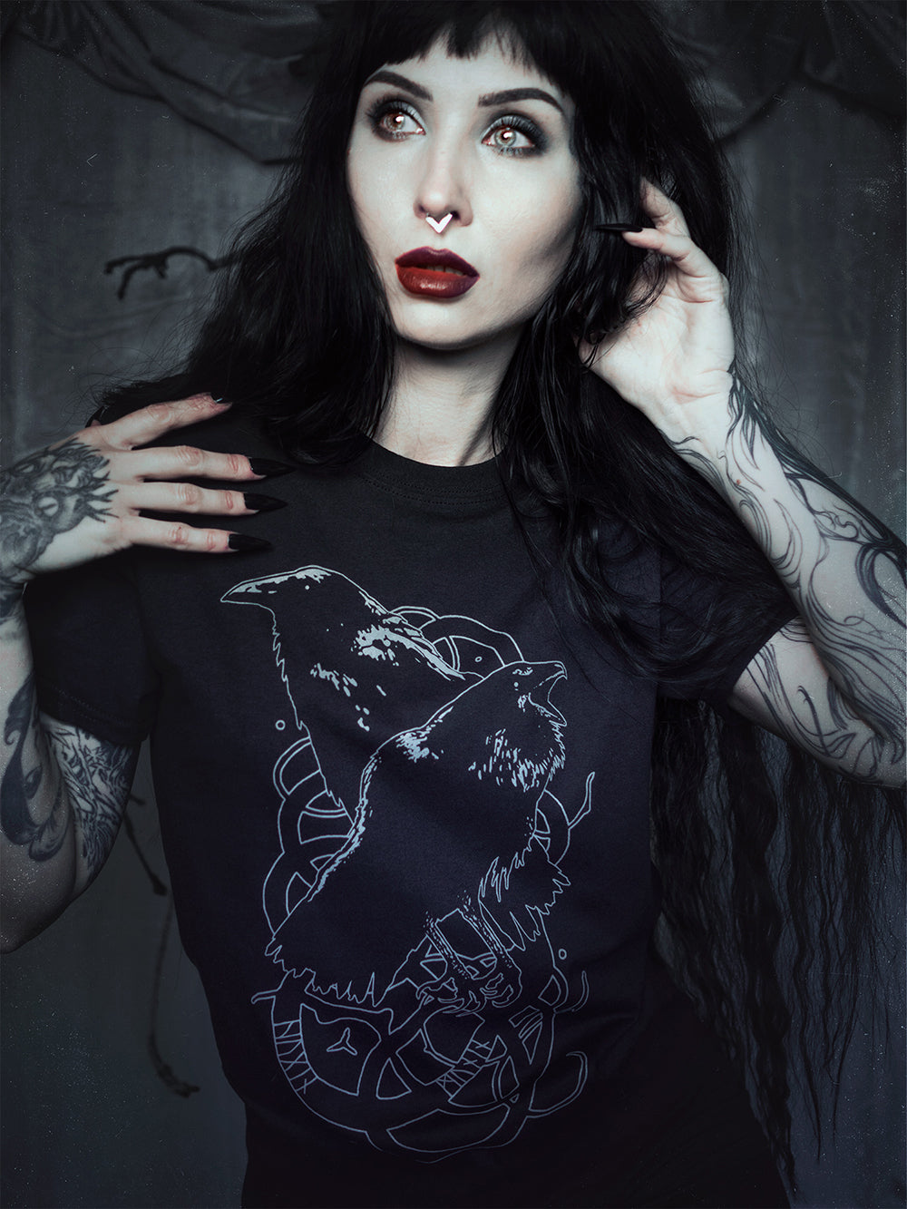 Hugin and Munin, Odins ravens - T-shirt female fitted