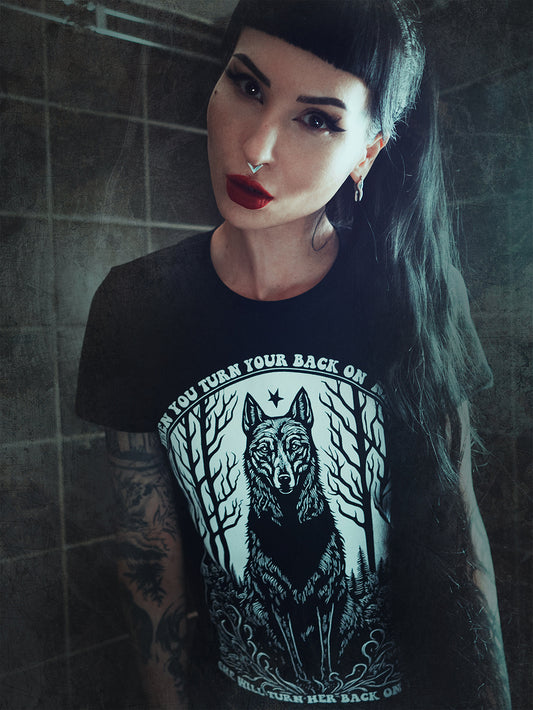 When you turn your back on nature, she will turn her back on you - T-shirt female fitted