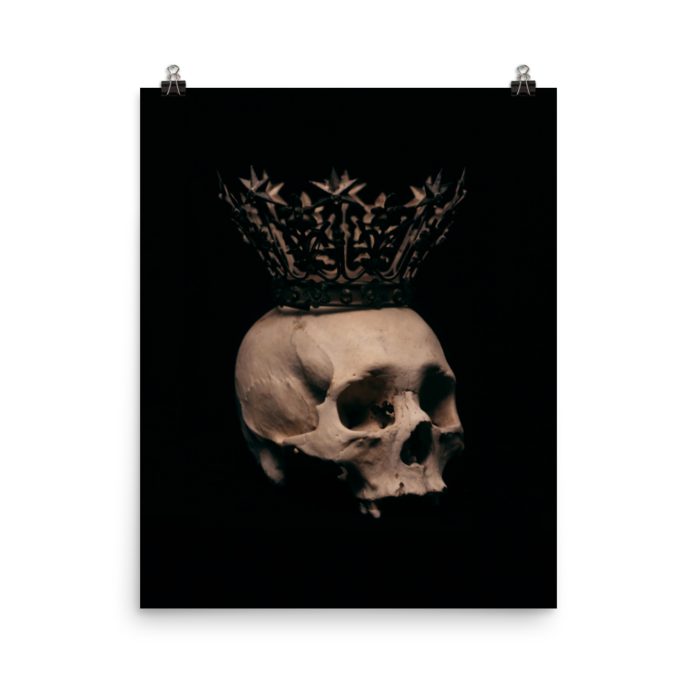 Skull with crown, real human skull photography - Art print