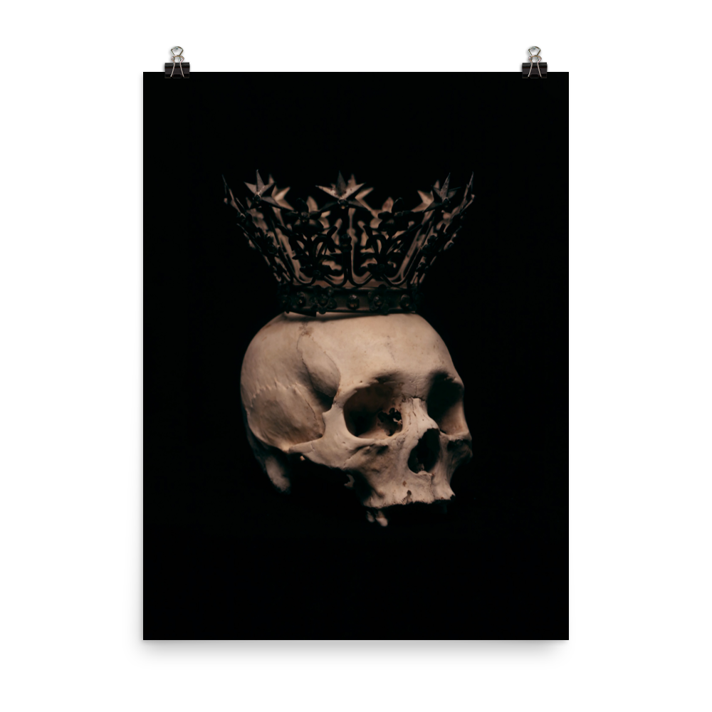 Skull with crown, real human skull photography - Art print