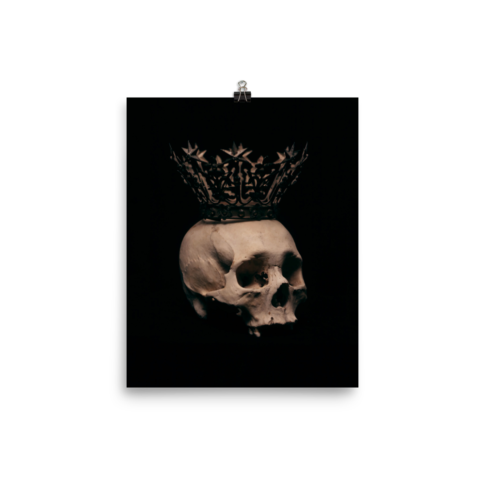 Skull with crown, real human skull photography - Art print