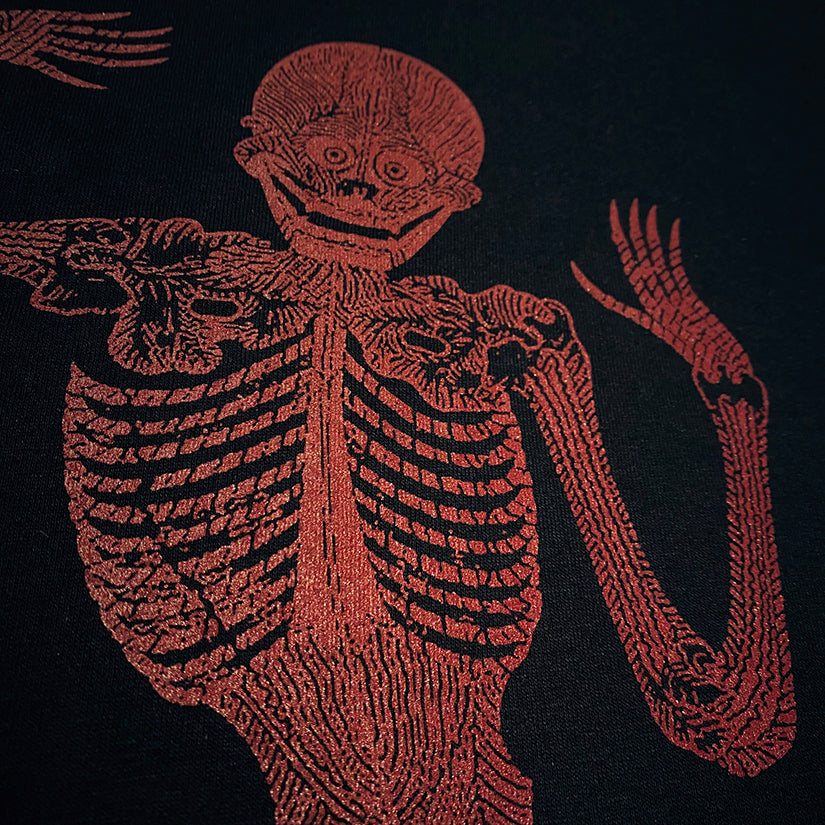 Tibetan dancing skeleton - T-shirt