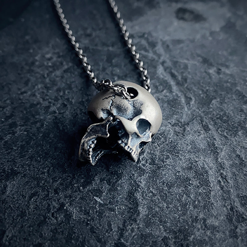 Skull, anatomical with jointed jaw sterling silver 925  - NECKLACE