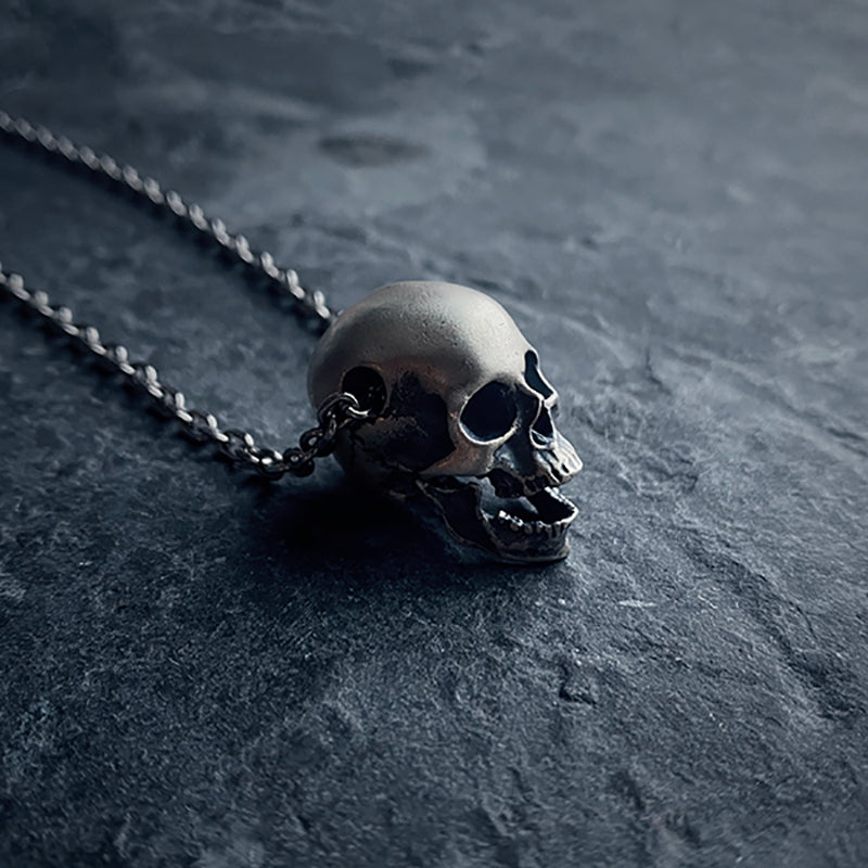 Skull, anatomical with jointed jaw sterling silver 925  - NECKLACE