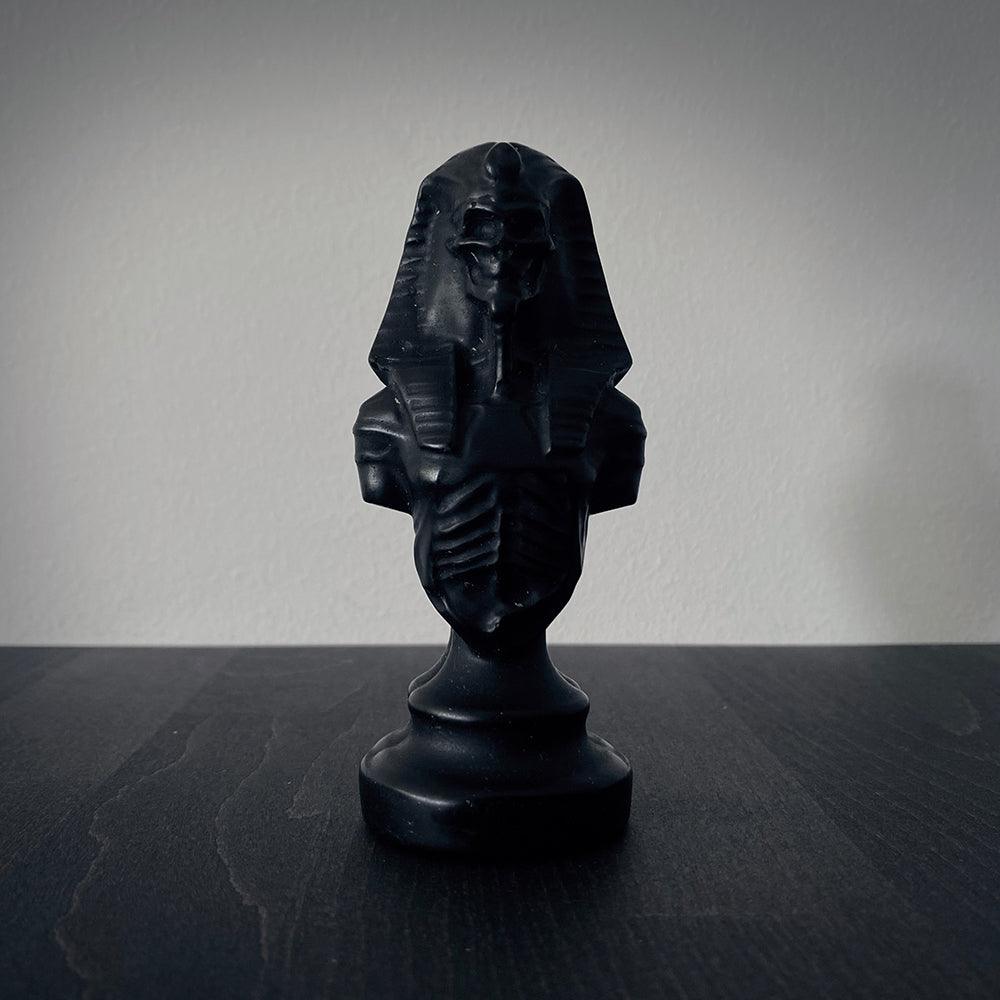 Nephren-Ka, The Black Pharaoh, embodied Nyarlathotep,  carved black obsidian - RITUAL ITEM