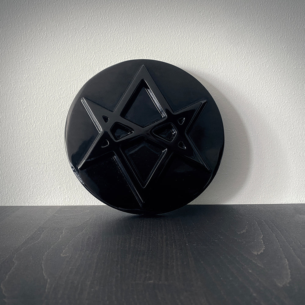 Unicursal hexagram, round version, carved black obsidian - RITUAL ITEM