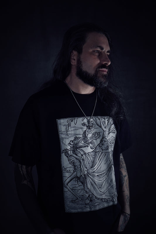 Death and the Abbot, woodcut, The Dance of Death - T-shirt