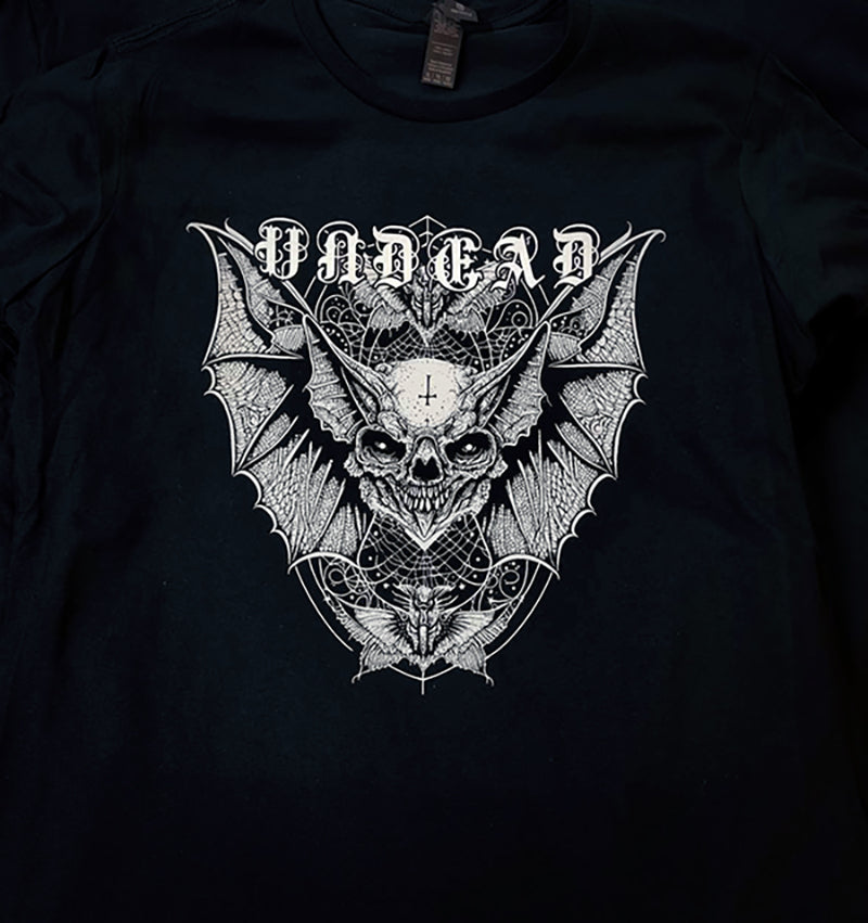 Undead bat head with horror wings - T-shirt