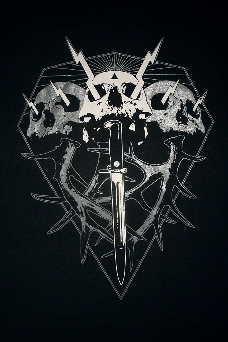 Holy skulls - T-shirt