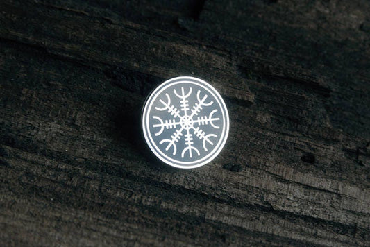 Ægishjálmur, Helm of awe (Aegishjalmr/Aegishjalmur), hard enamel version  - PIN