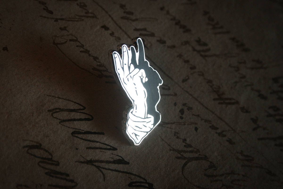 Hand sign devil shadow - PIN