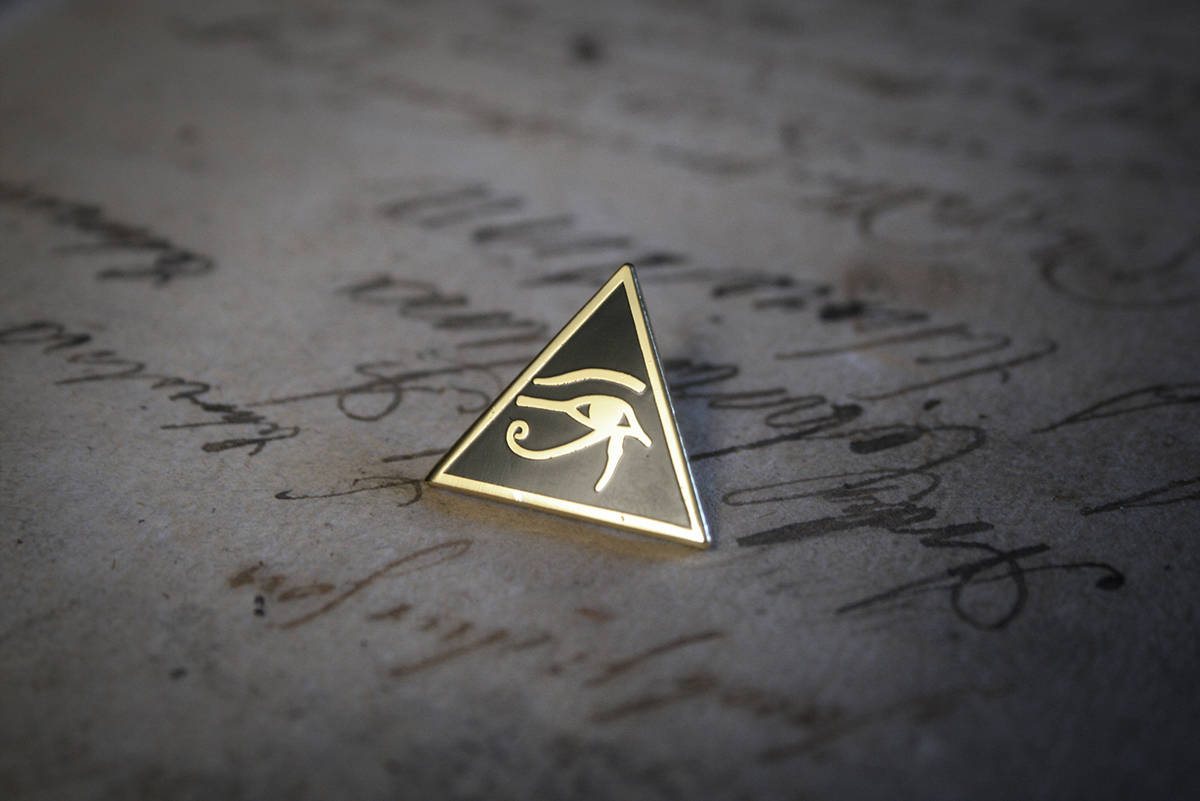 Udjat, the eye of Horus, the eye of RA - PIN