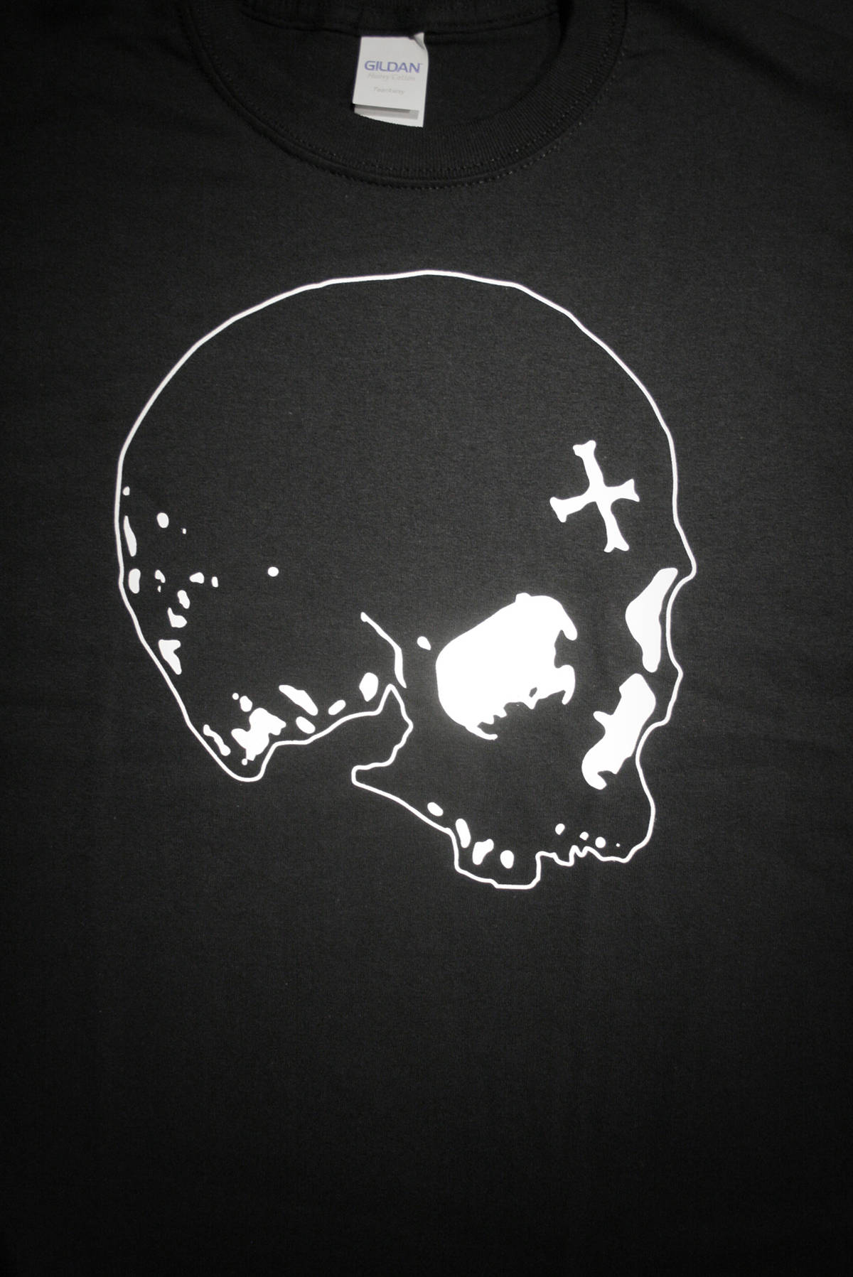 Black skull T-shirt female fitted