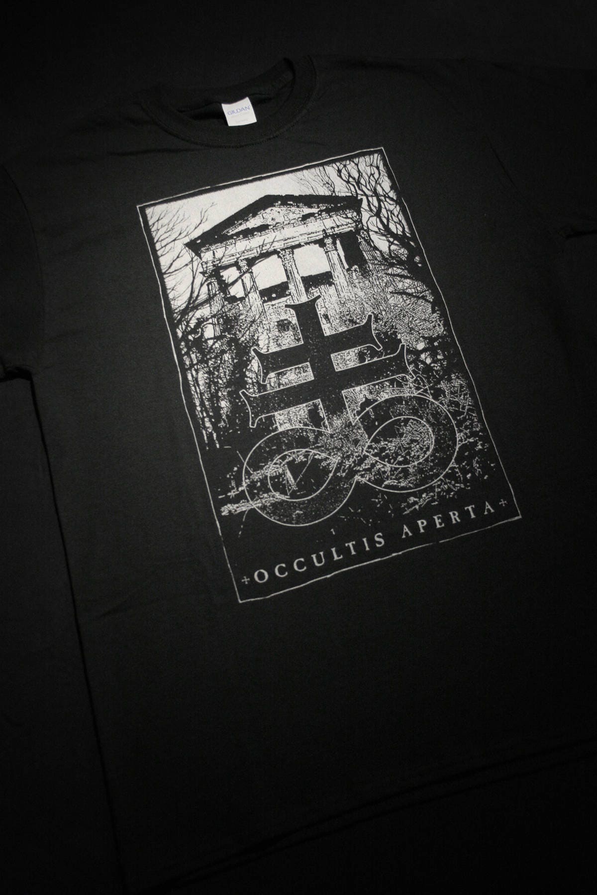 OCCULTIS APERTA, Leviathan Cross Temple - T-shirt