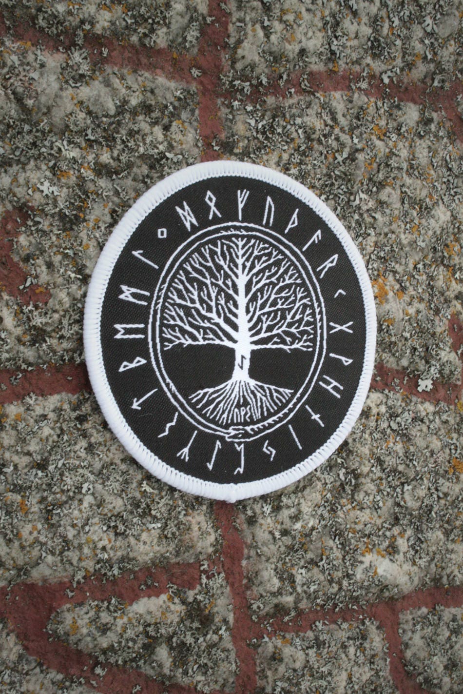 Futhark runes, Yggdrasil  - PATCH