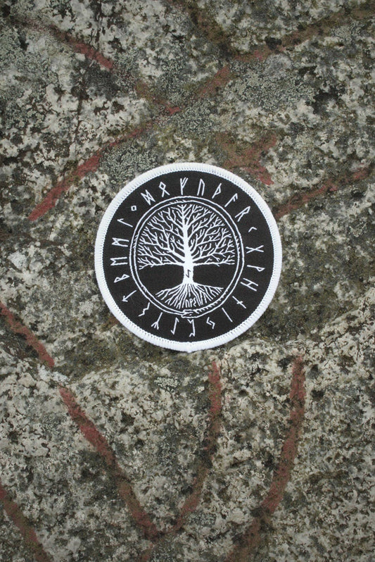 Futhark runes, Yggdrasil - PATCH