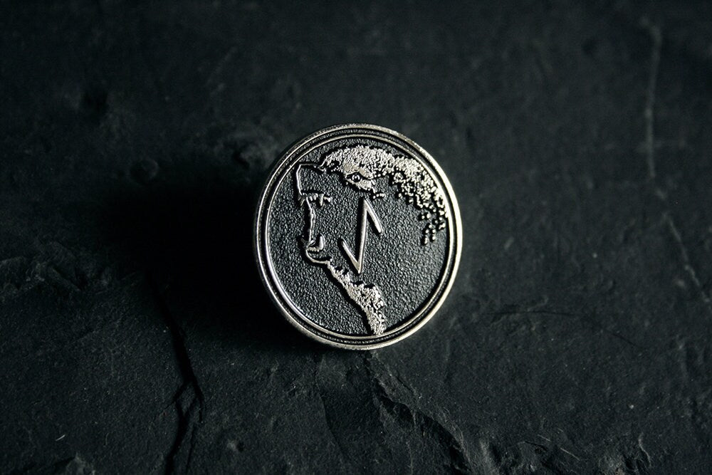 WOLF, Eihwaz rune - PIN