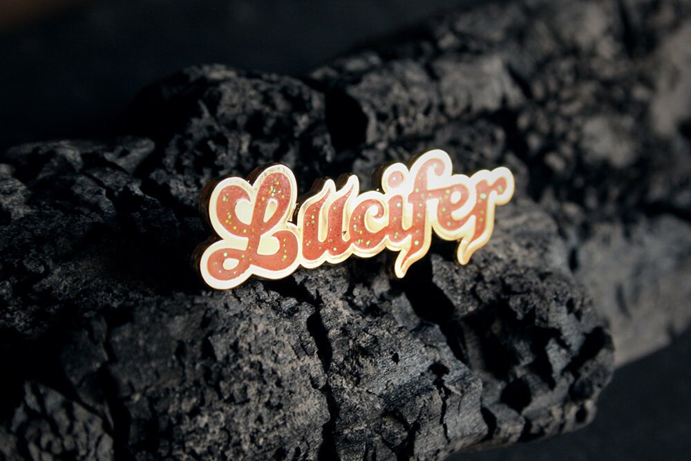 Lucifer gold glamour hippie edition - PIN