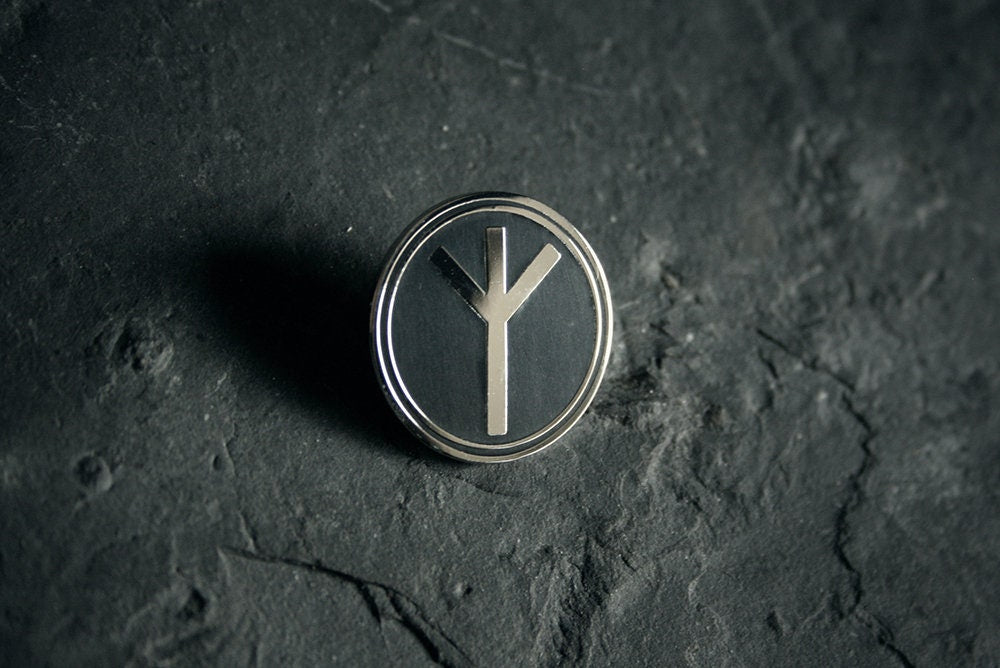 Algiz rune, circular style - PIN