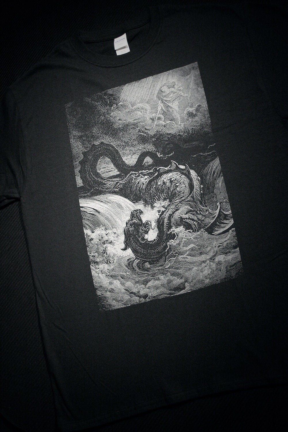 LEVIATHAN, Gustave Dore illustration - T-shirt