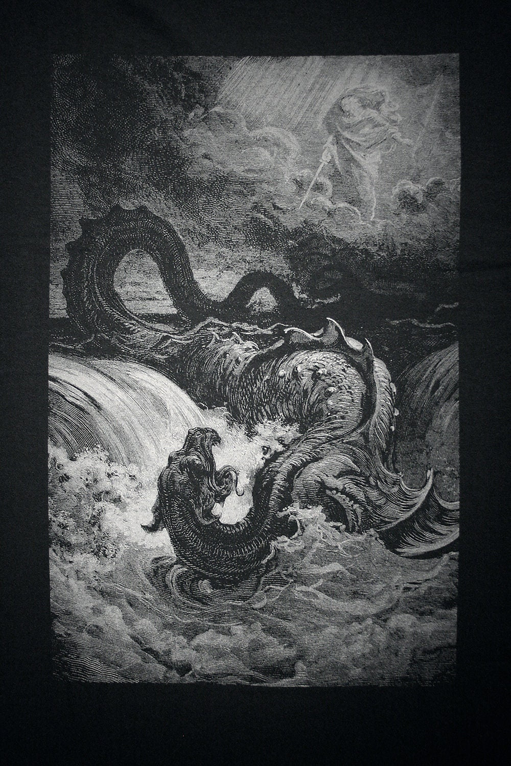 LEVIATHAN, Gustave Dore illustration - T-shirt