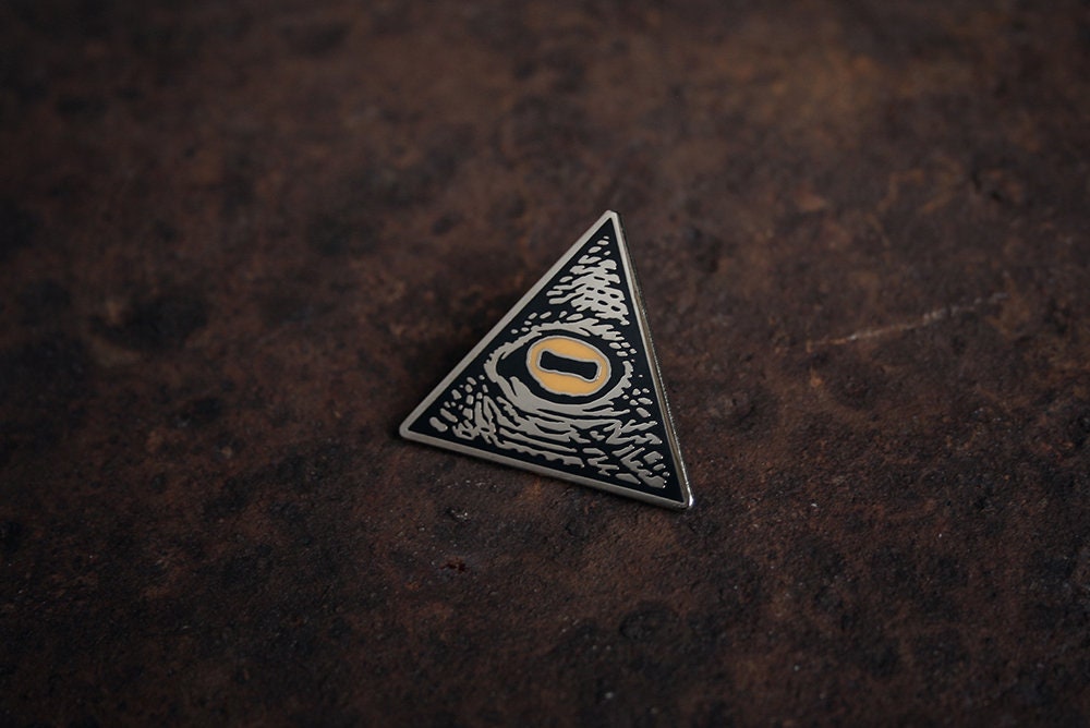 All seeing goat eye, occult, magic, twisted Illuminati - PIN