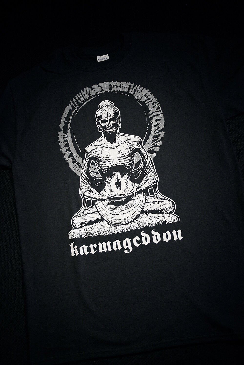 Karmageddon - T-shirt