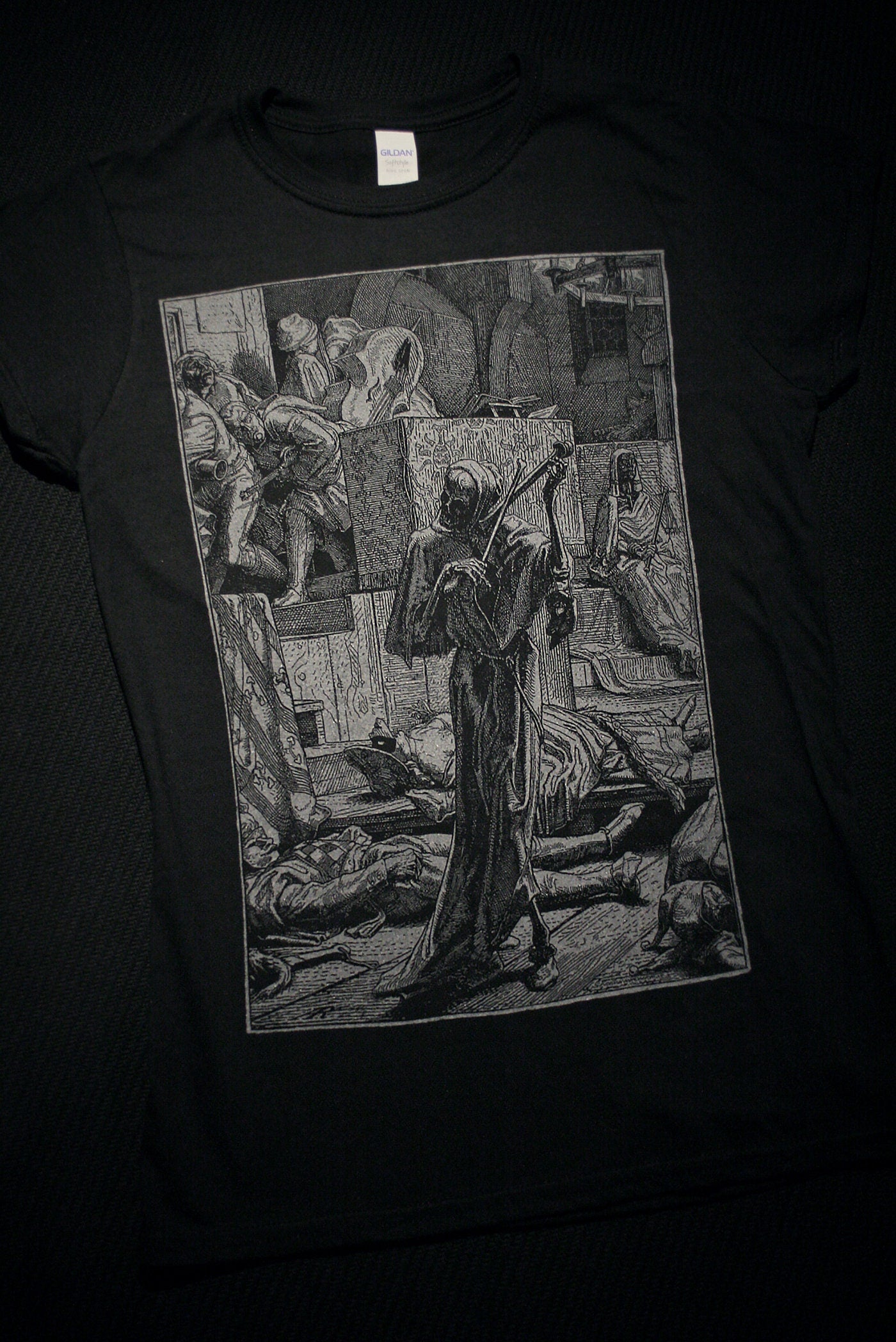 Death as a strangler, Wood engraving by Steinbrecher - T-shirt female fitted