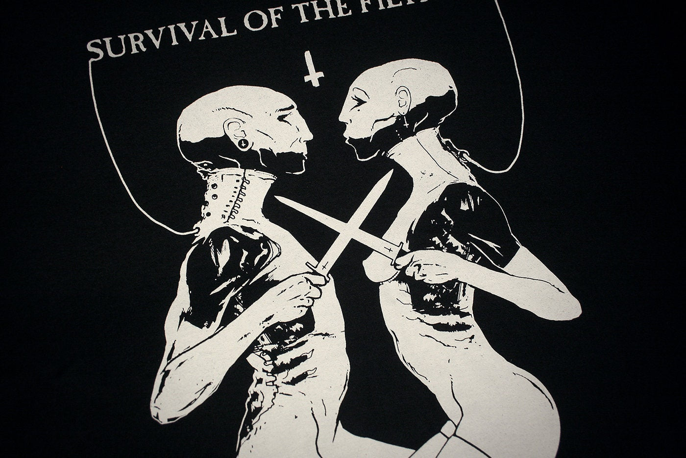 Survival of the filthiest - T-shirt
