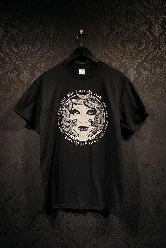 Medusa "she's got the looks that kill" - T-shirt