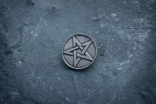 Pentagram, round, antique design - PIN