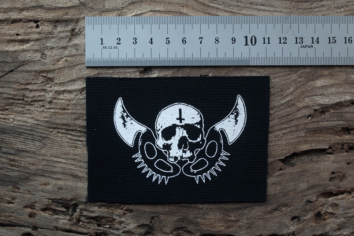 Skull with cobra knives - screen printed PATCH