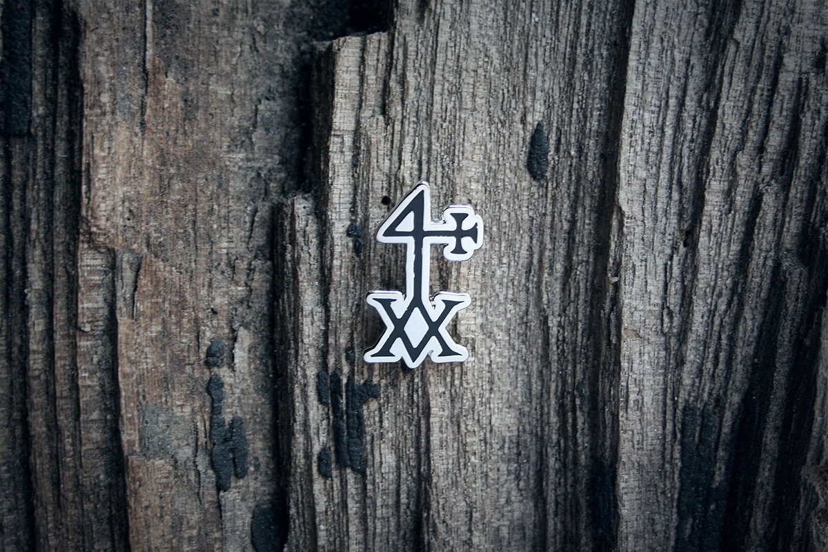 Hermetic cross, Hermes cross - PIN