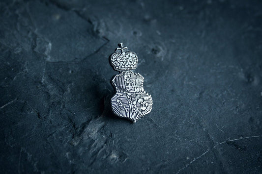 Kutna hora family crest, human bones - PIN