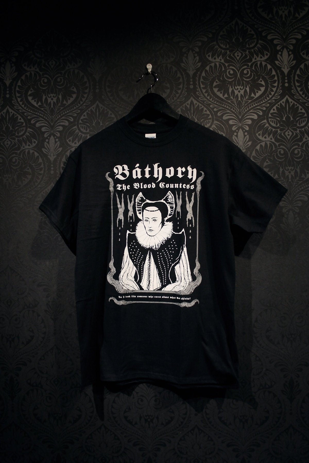 Bathory, blood countess, Elizabeth Bathory, Báthory Erzsébet  - T-shirt