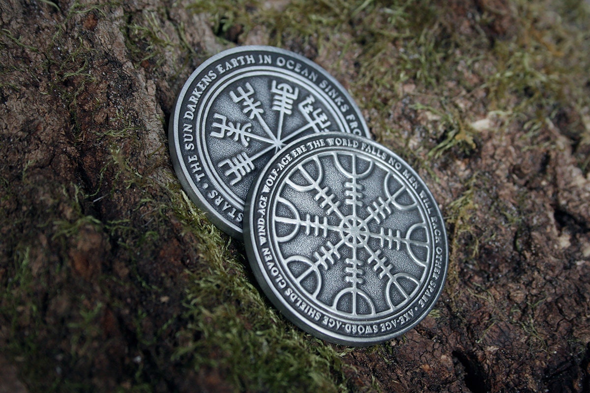Aegishjalmur, Vegvisir coin - collectible divination flip COIN
