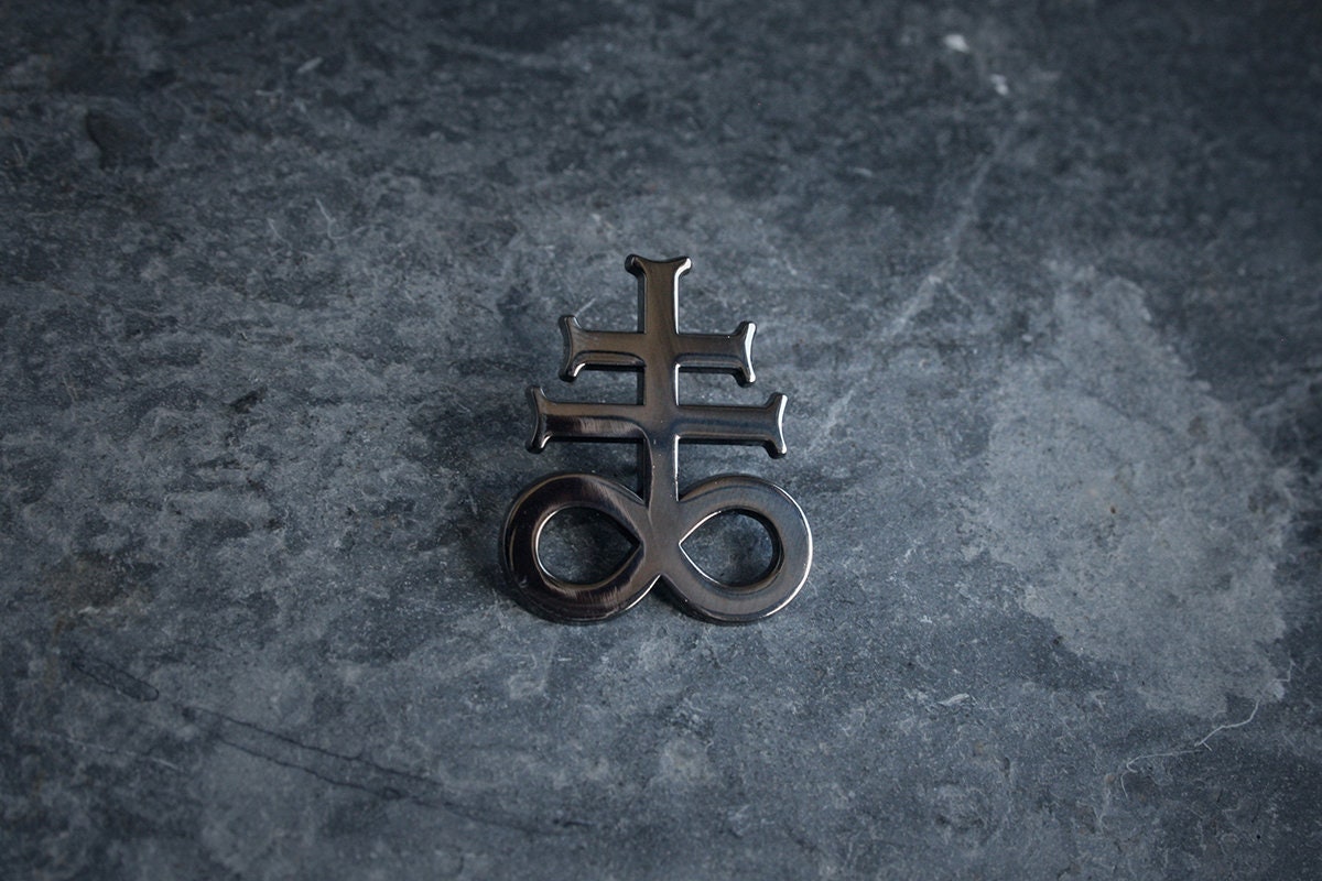 Leviathan cross BLACK - PIN