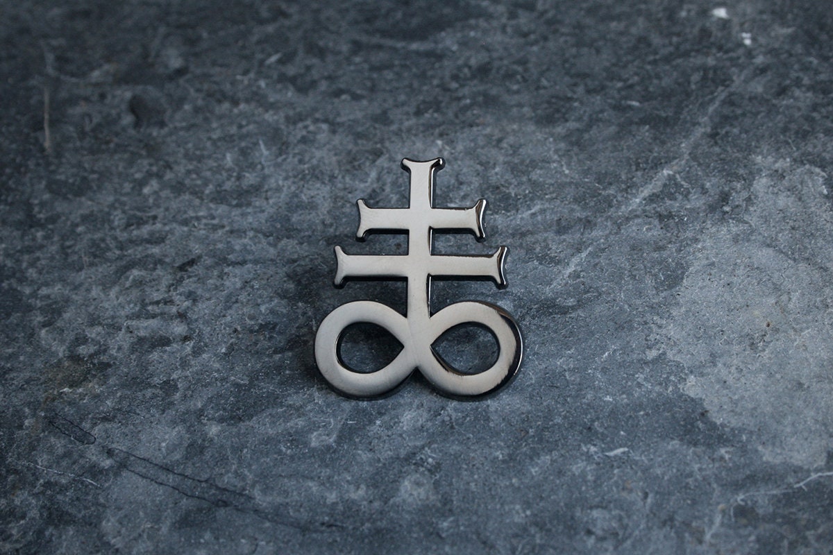 Leviathan cross BLACK - PIN