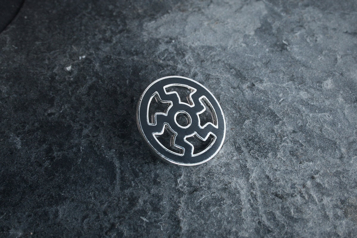 Black sun, Zierscheibe - PIN