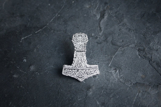 Mjolnir, Bredsätra Öland - PIN