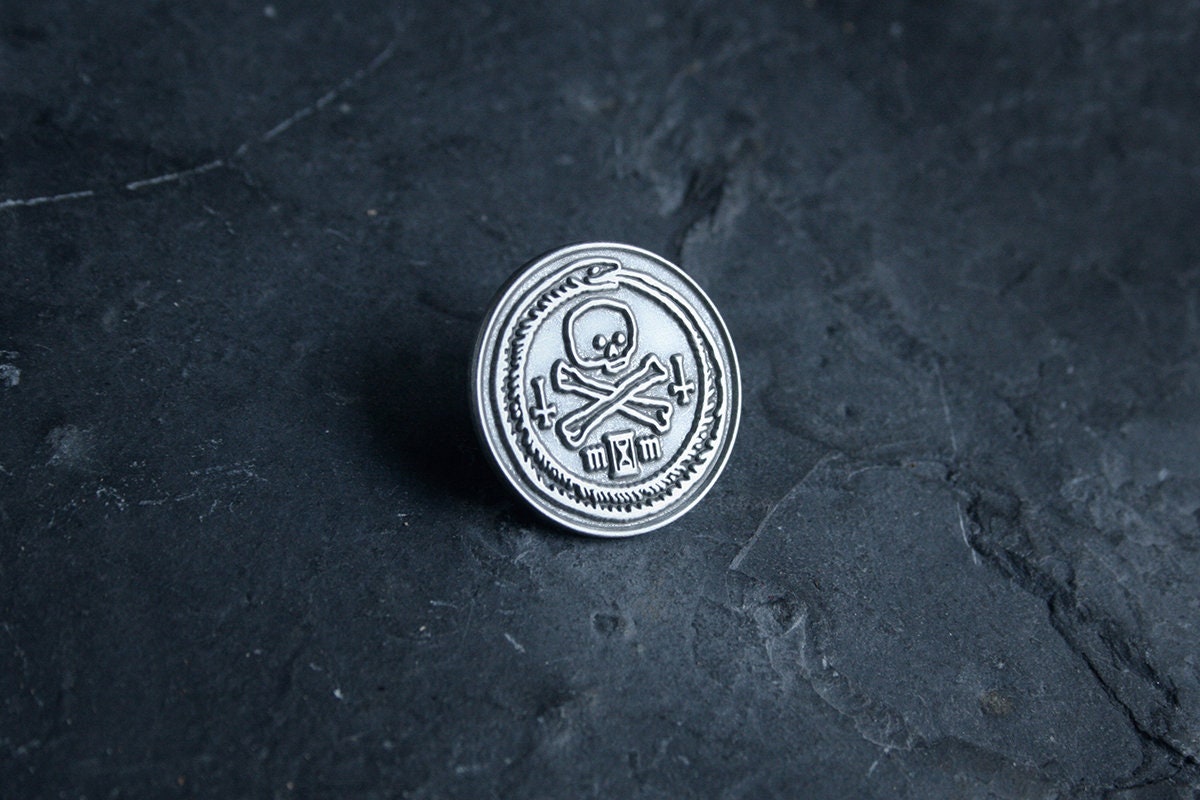 Ouroboros and skull, memento mori, antique version - PIN